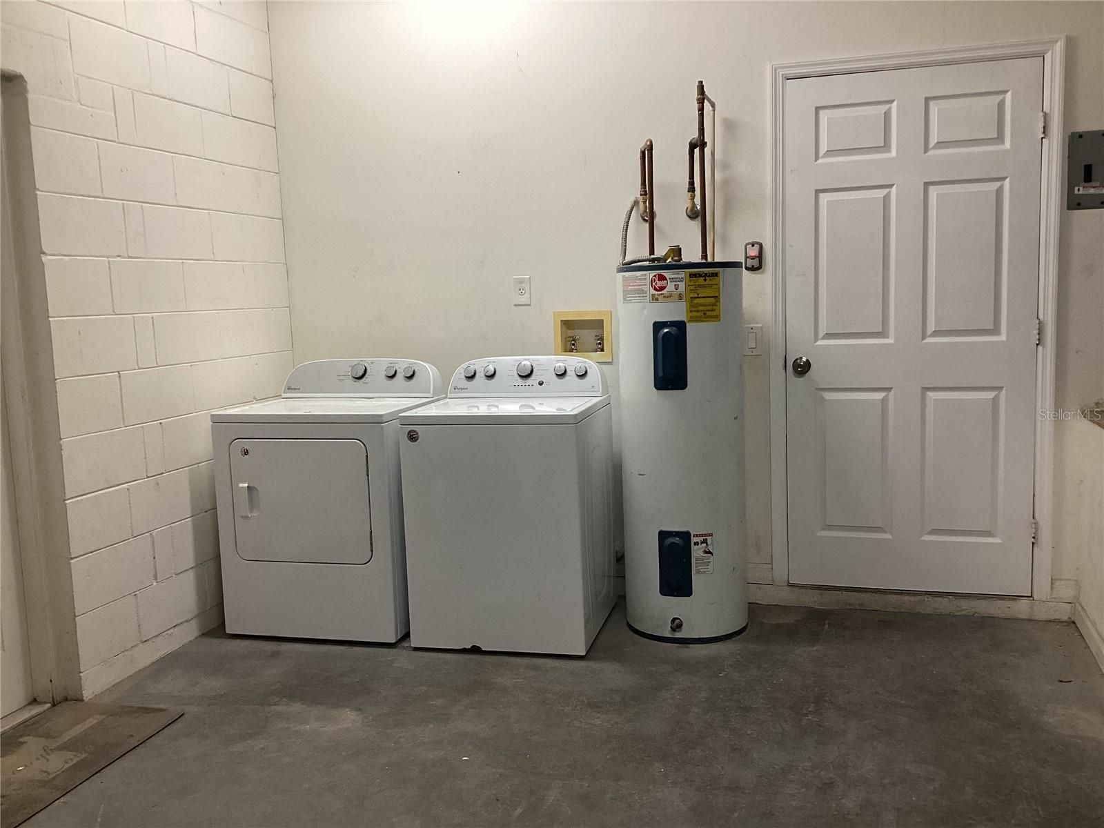 PLYMOUTH LANDING PH 01 - Residential