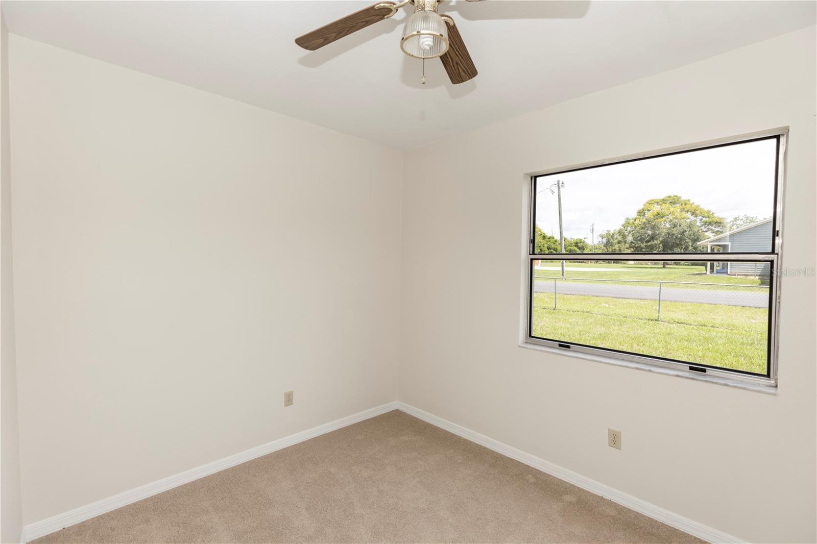 EAST UMATILLA - Residential
