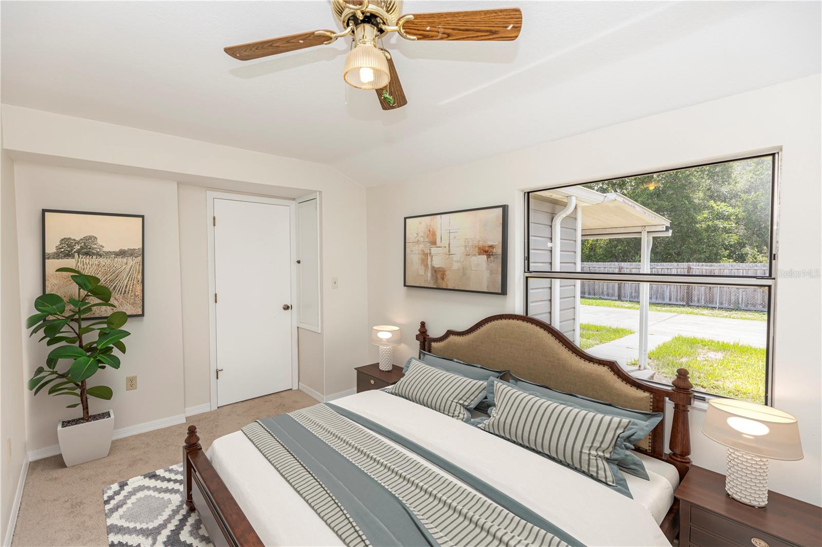 EAST UMATILLA - Residential