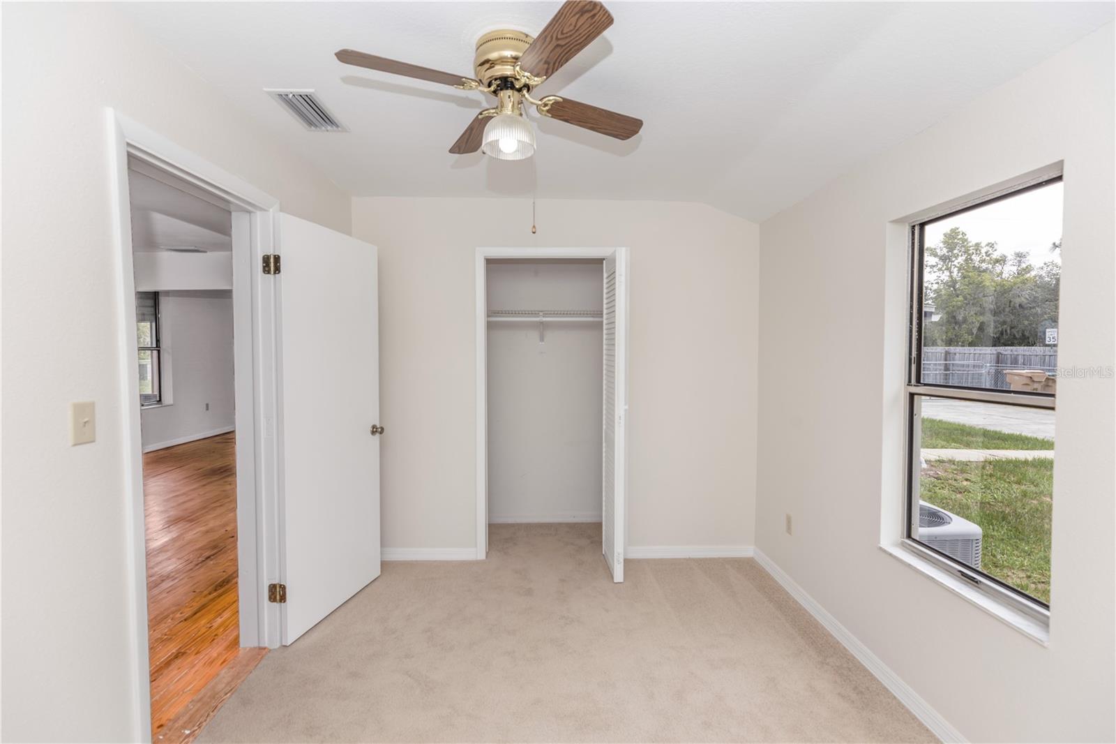 EAST UMATILLA - Residential
