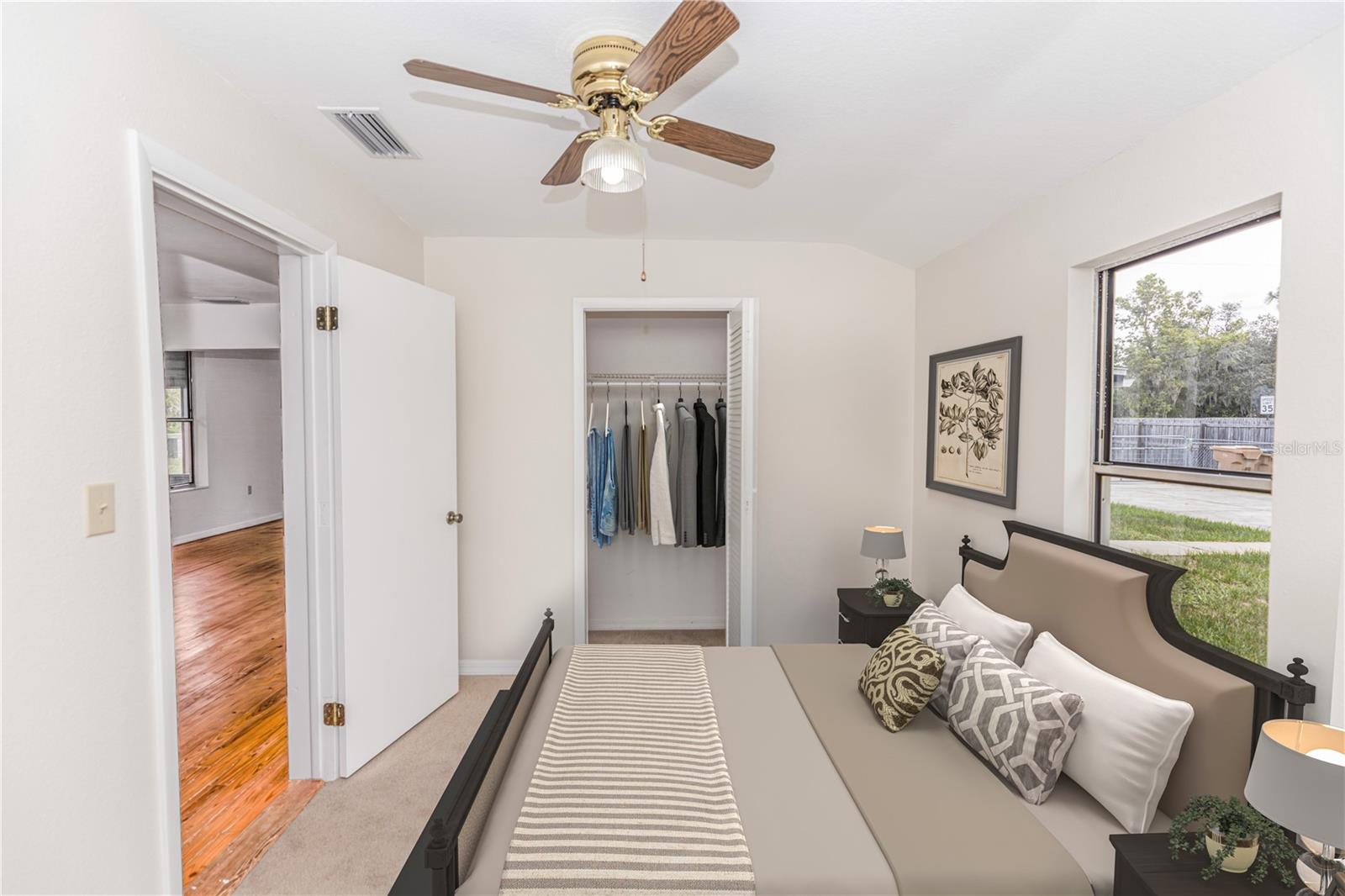 EAST UMATILLA - Residential