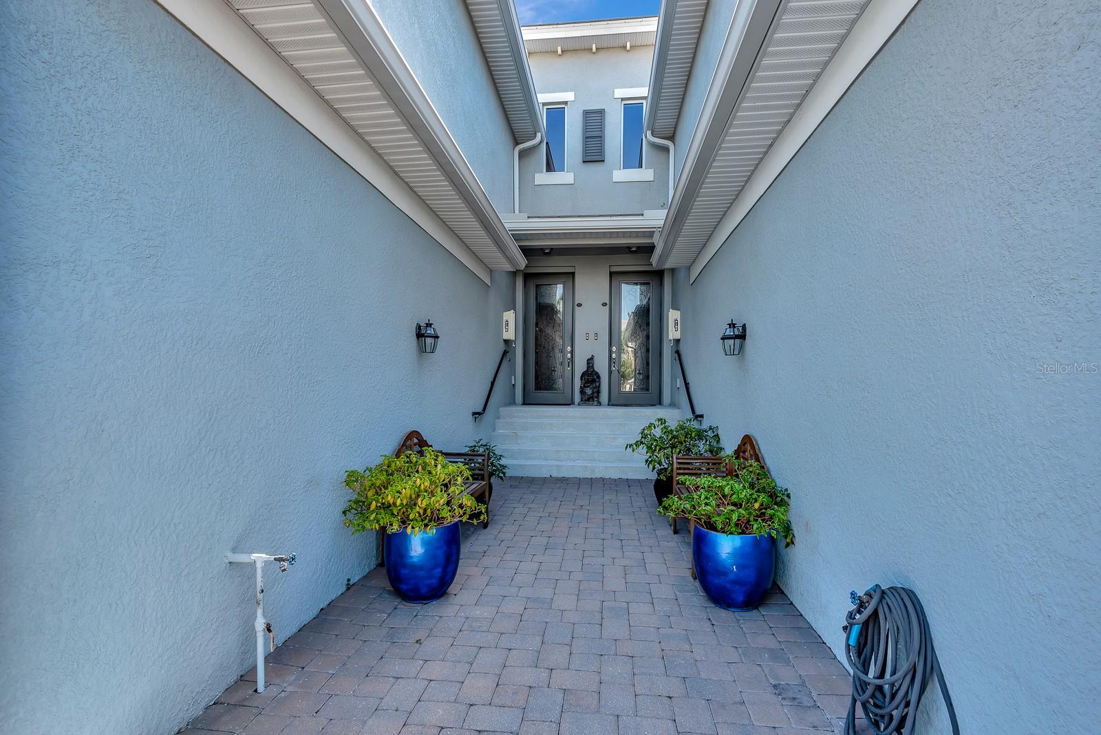915 TIDEWATER SHORES LOOP