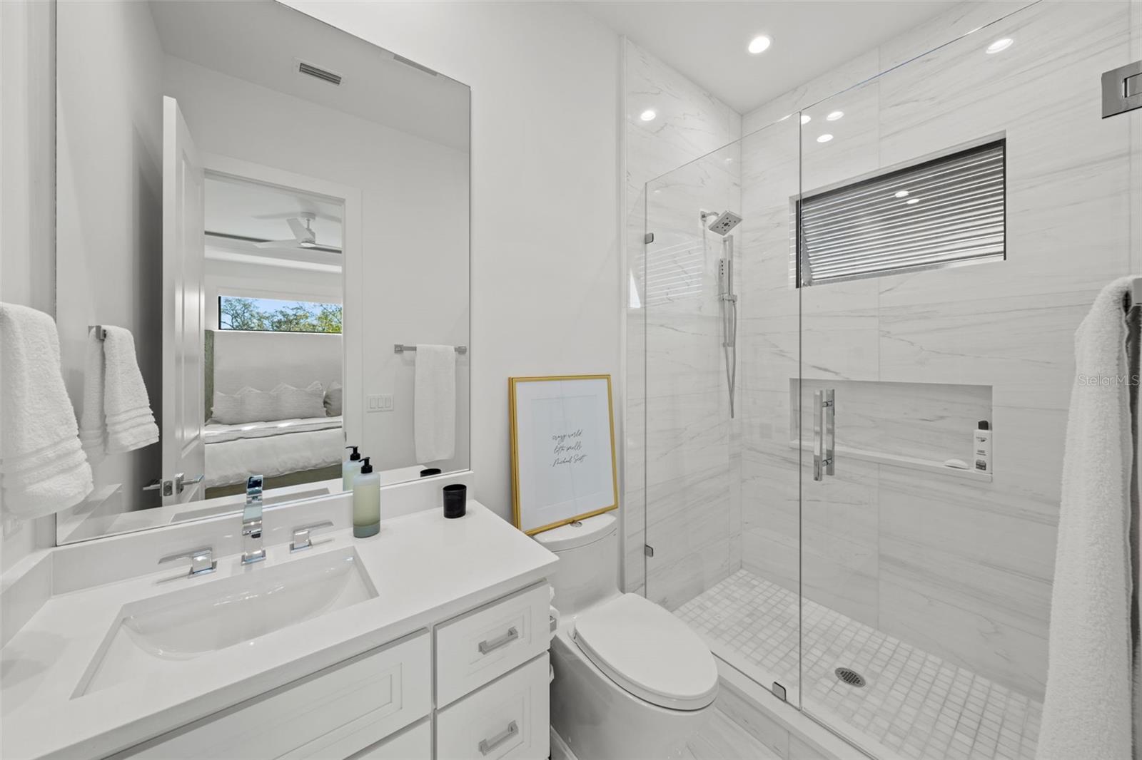 DAVIS ISLANDS PB10 PG52 TO 57 - Residential