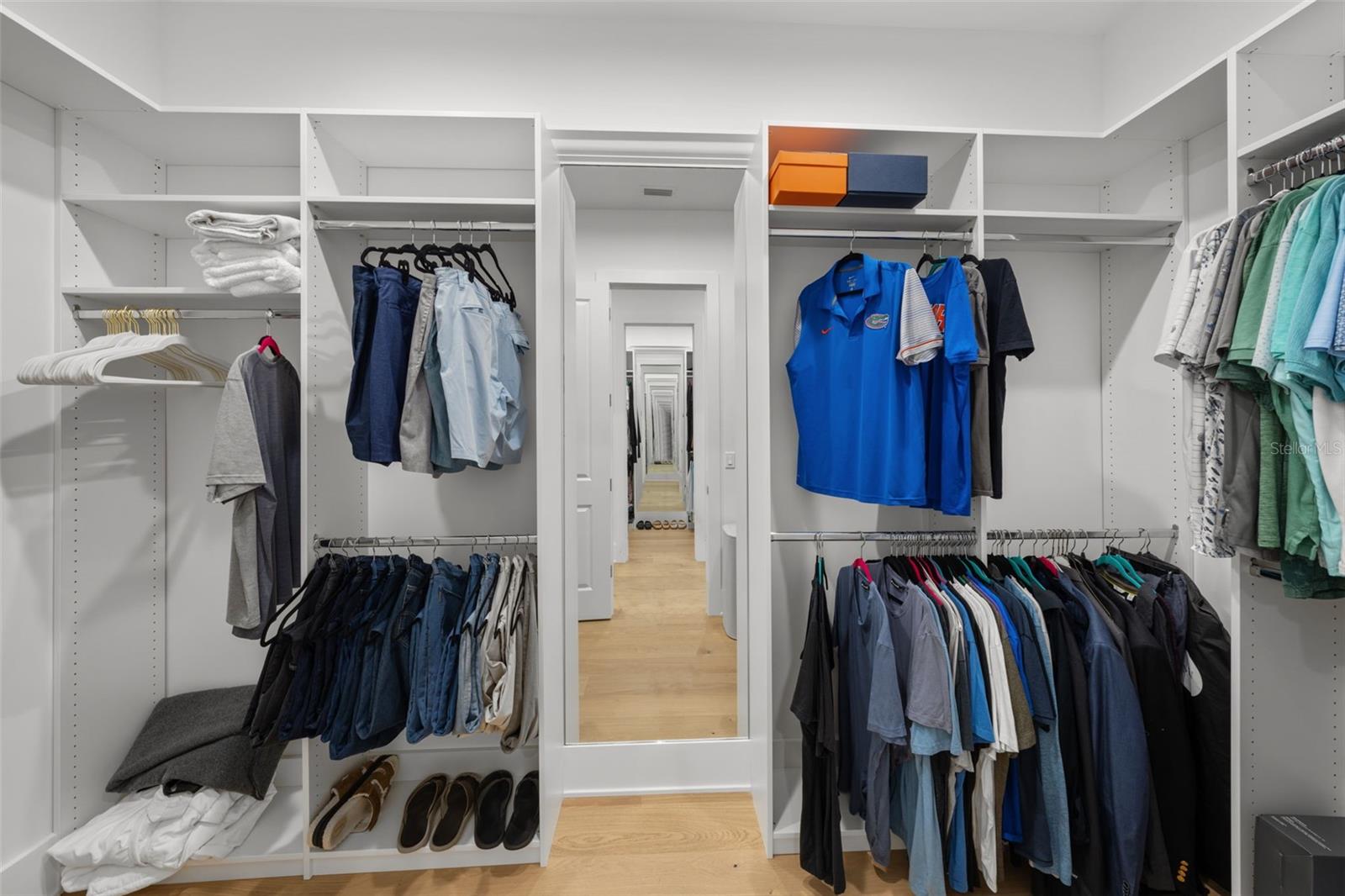 DAVIS ISLANDS PB10 PG52 TO 57 - Residential