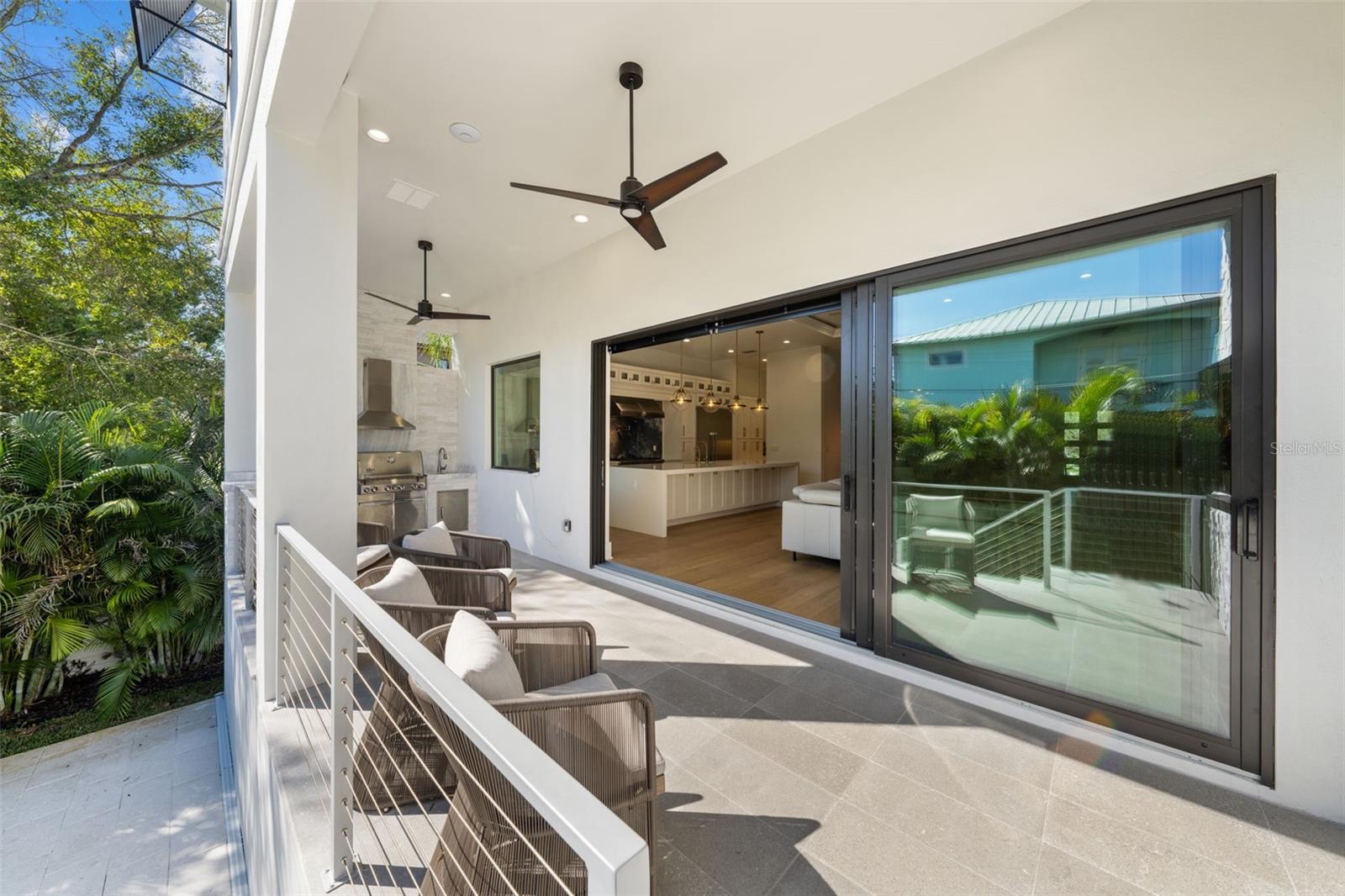 DAVIS ISLANDS PB10 PG52 TO 57 - Residential