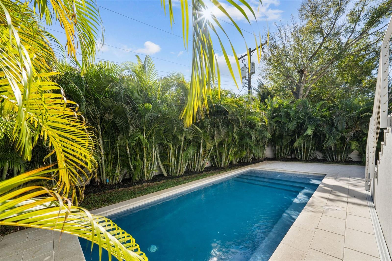 DAVIS ISLANDS PB10 PG52 TO 57 - Residential