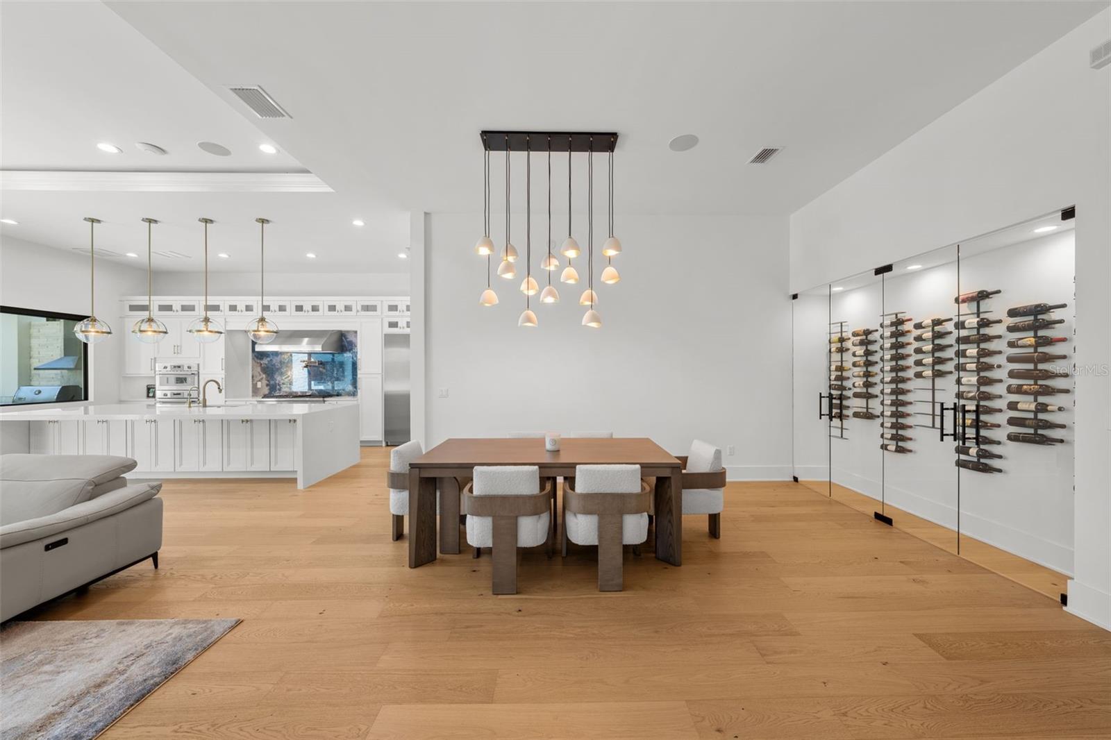 DAVIS ISLANDS PB10 PG52 TO 57 - Residential