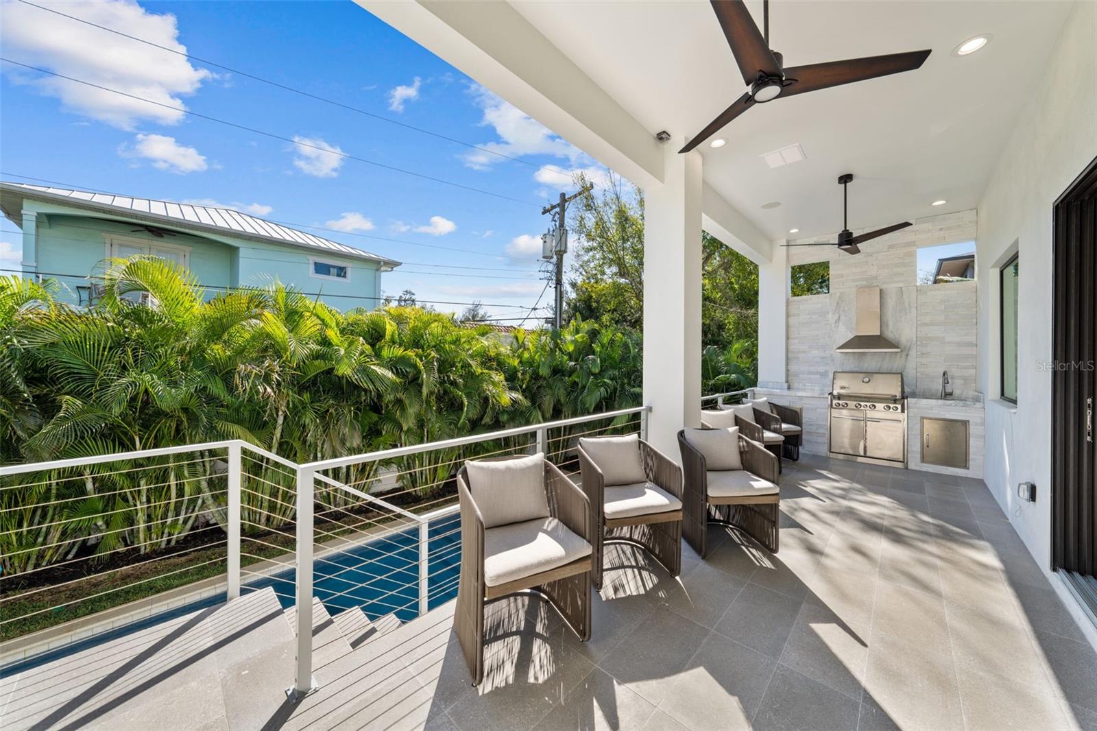 DAVIS ISLANDS PB10 PG52 TO 57 - Residential