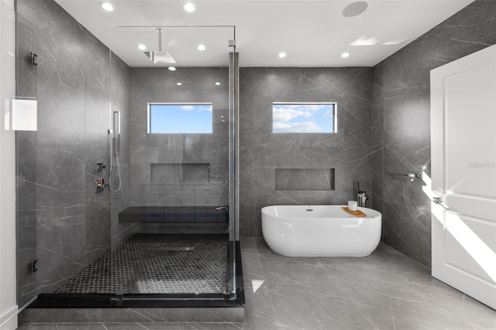 DAVIS ISLANDS PB10 PG52 TO 57 - Residential