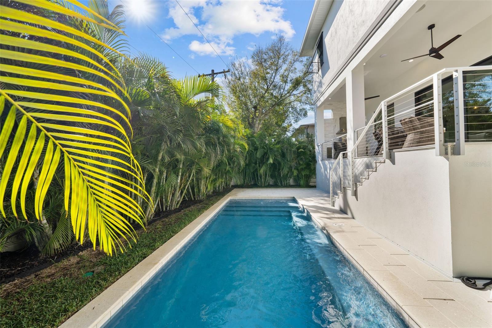 DAVIS ISLANDS PB10 PG52 TO 57 - Residential