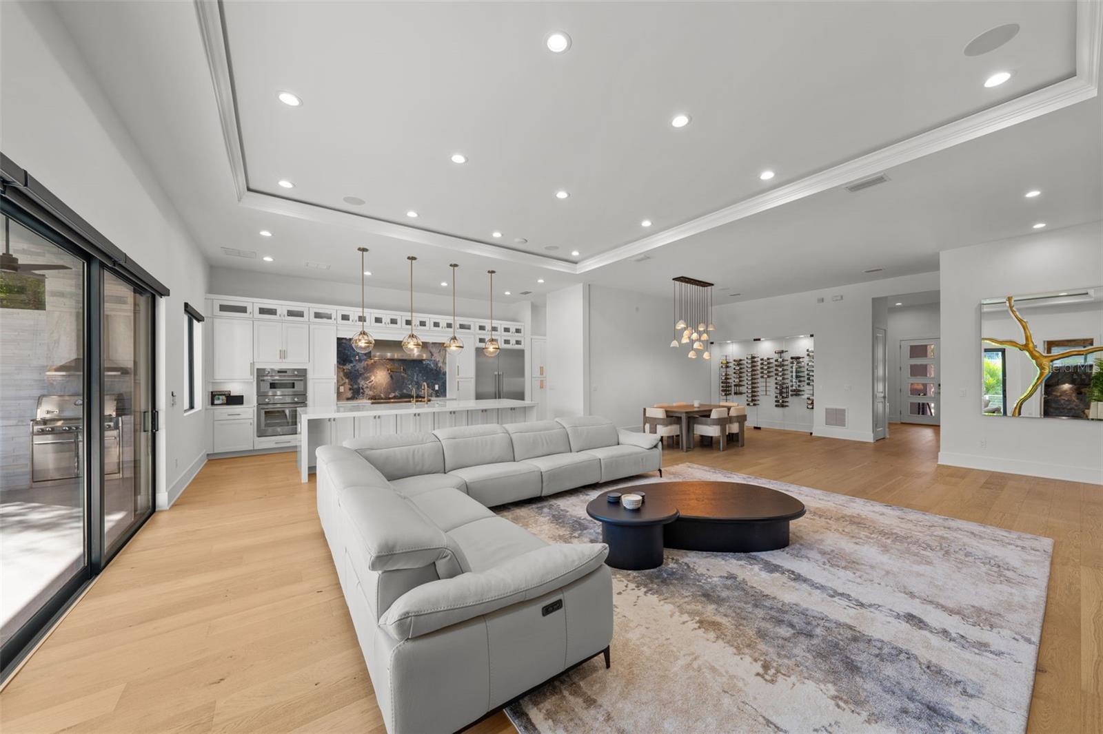 DAVIS ISLANDS PB10 PG52 TO 57 - Residential