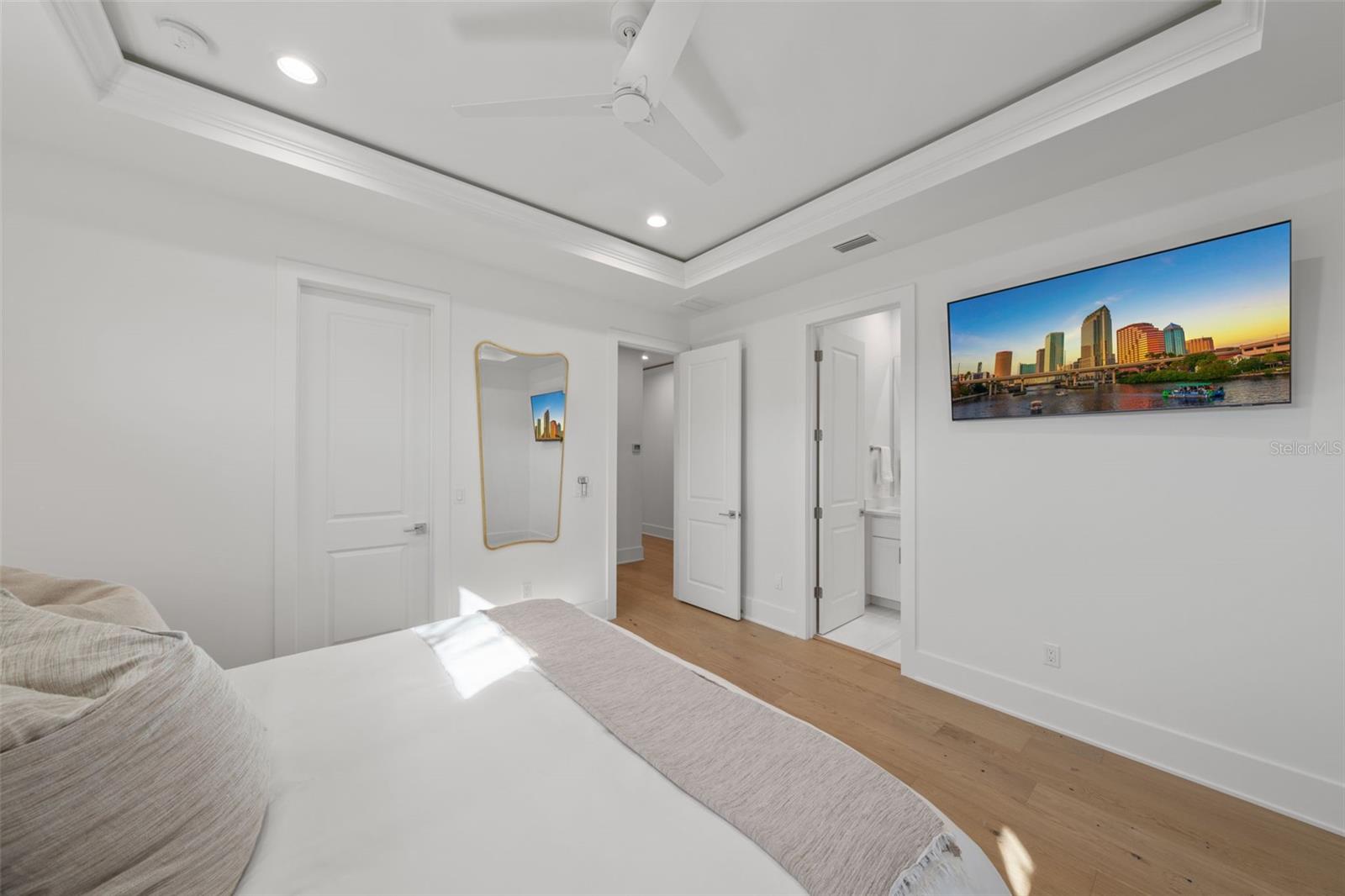 DAVIS ISLANDS PB10 PG52 TO 57 - Residential