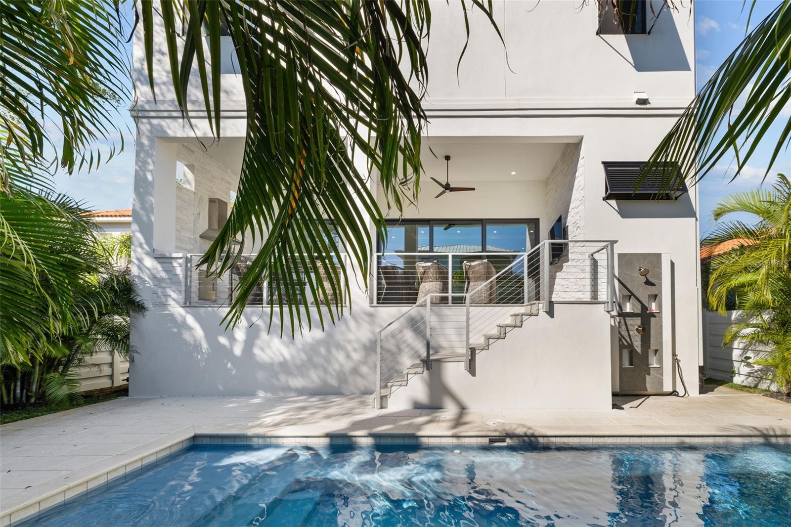 DAVIS ISLANDS PB10 PG52 TO 57 - Residential