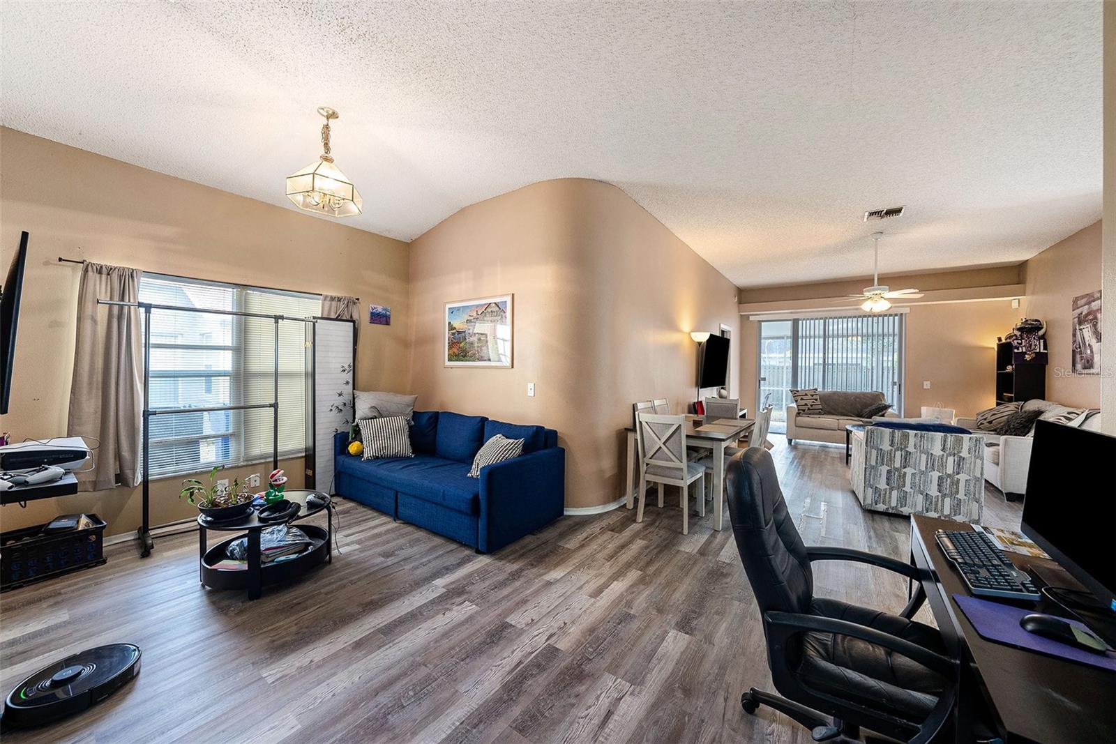 PROVIDENCE LAKES UNIT IV PH - Residential