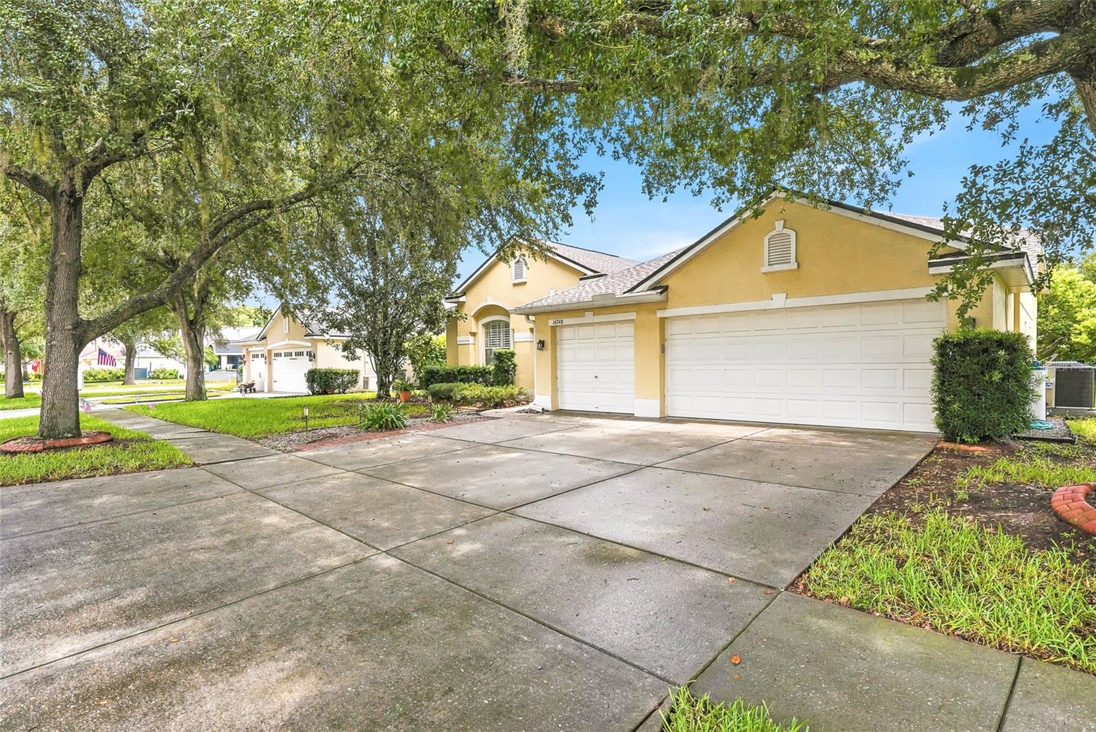 16748 MIDSUMMER LANE