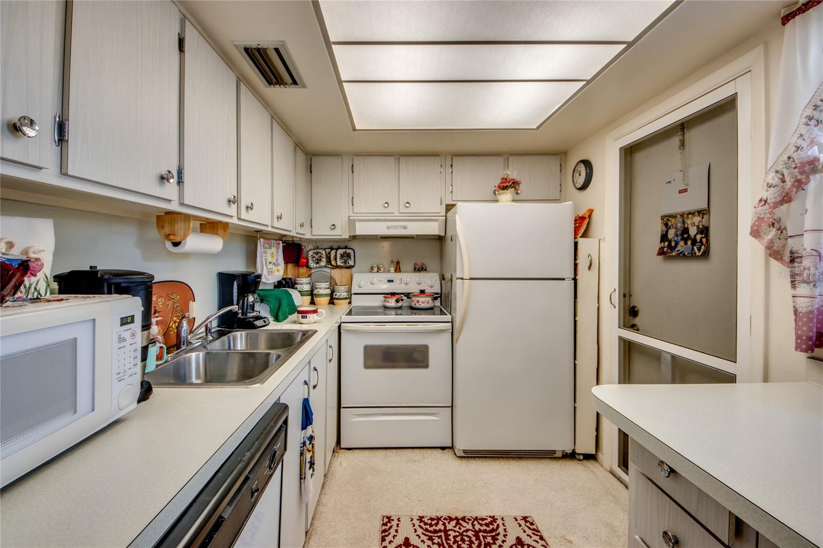 TROPIC TERRACE BLDG 14 - Residential