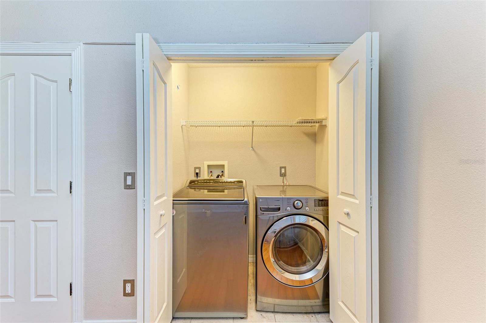 BAYSHORE POINTE TWNHMS PHAS - Residential Lease