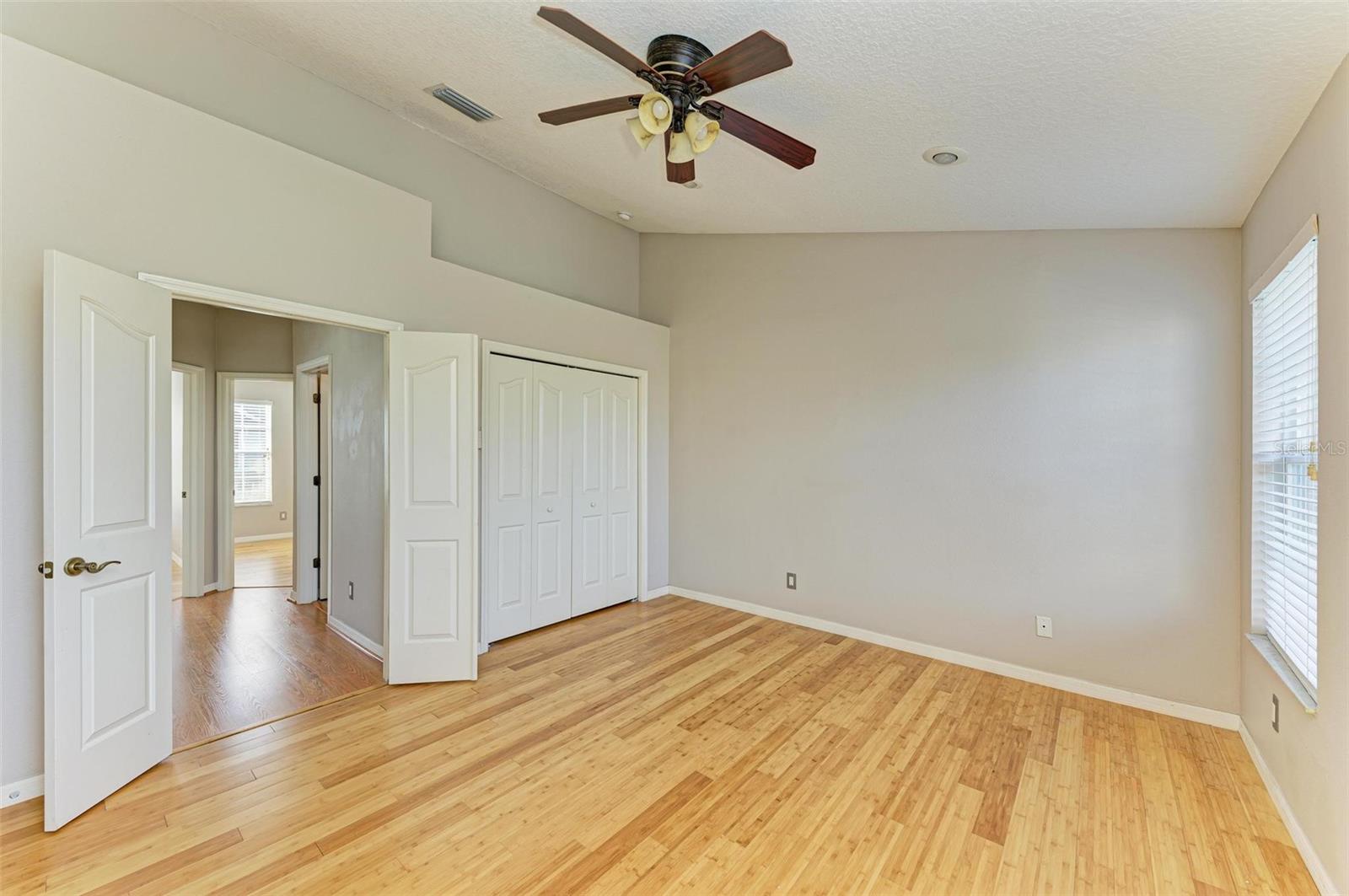 BAYSHORE POINTE TWNHMS PHAS - Residential Lease