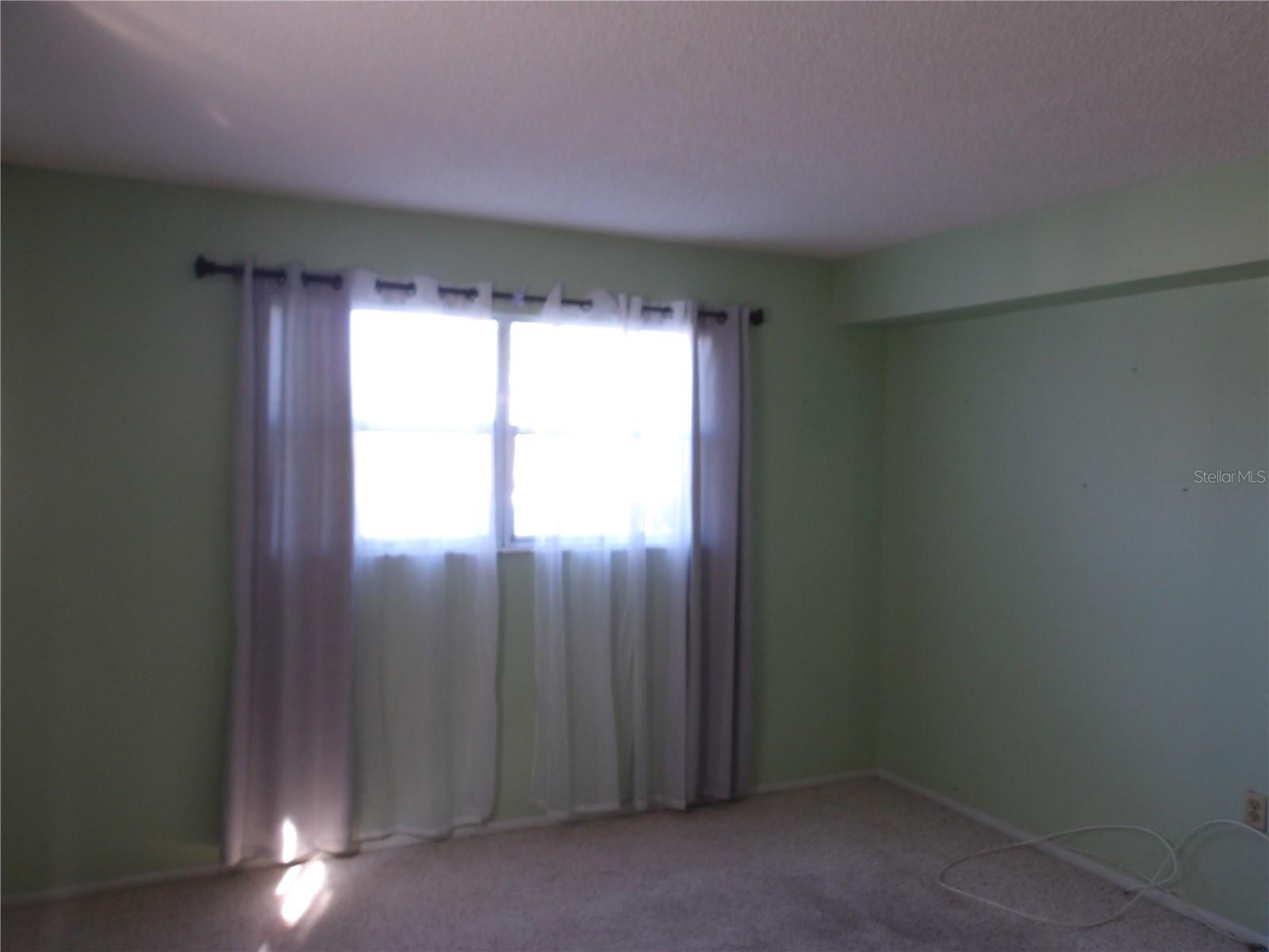 WOODTRAIL CONDO - Residential Lease