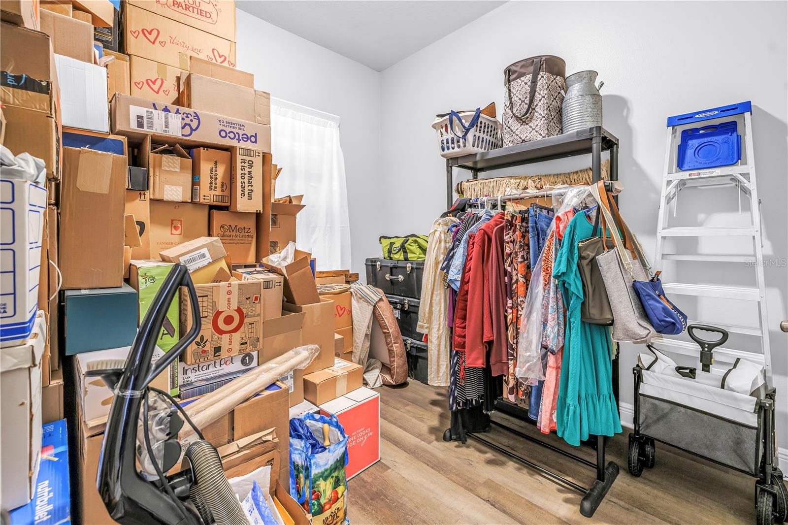 KINGS GATE SUB - Residential