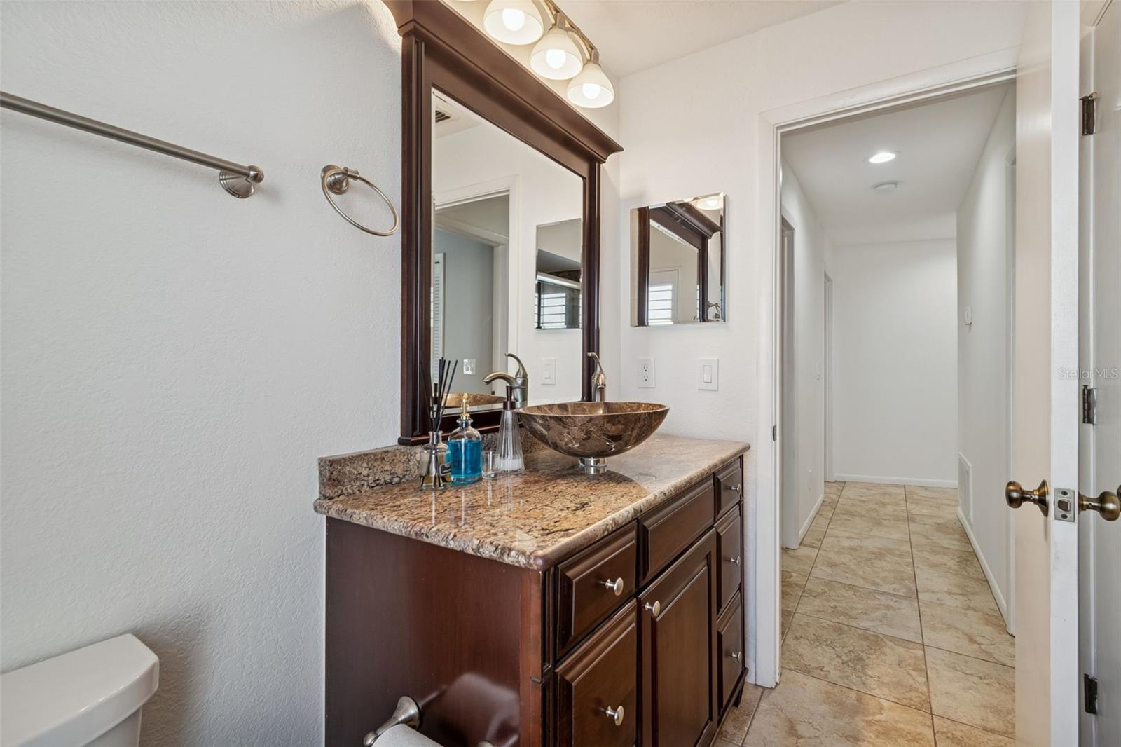 PINNACLE AT COBBS LANDING - Residential