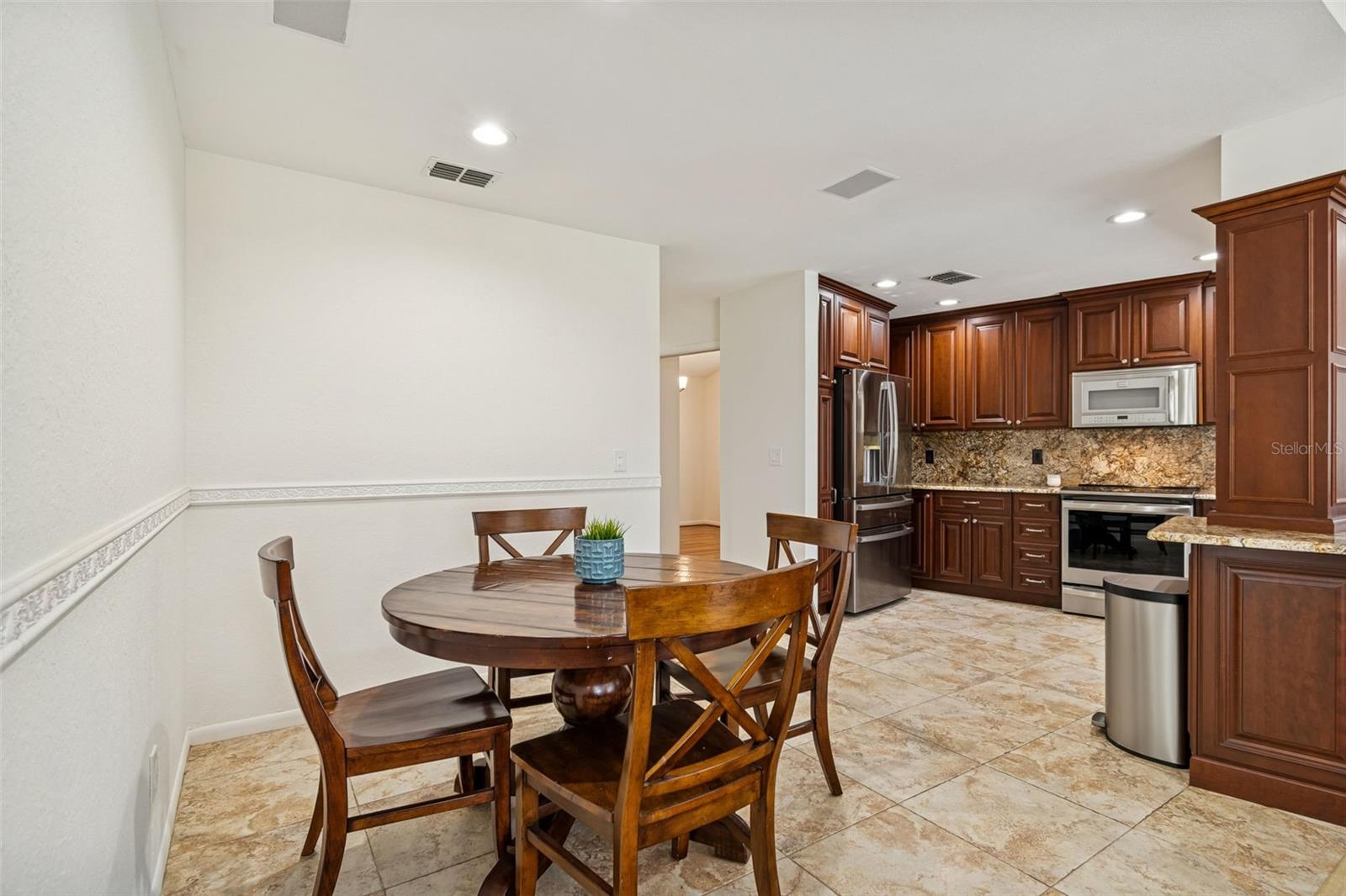 PINNACLE AT COBBS LANDING - Residential