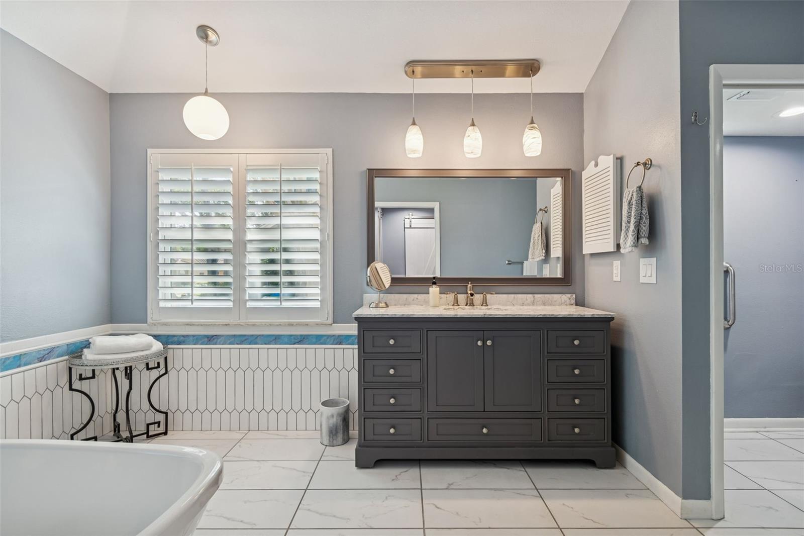 PINNACLE AT COBBS LANDING - Residential