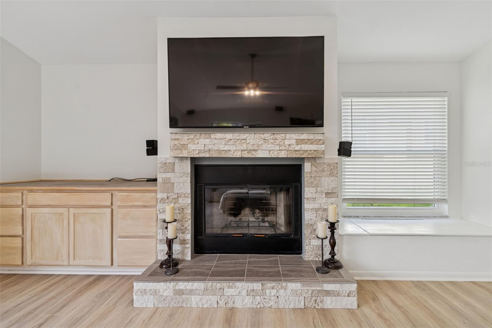 PINNACLE AT COBBS LANDING - Residential