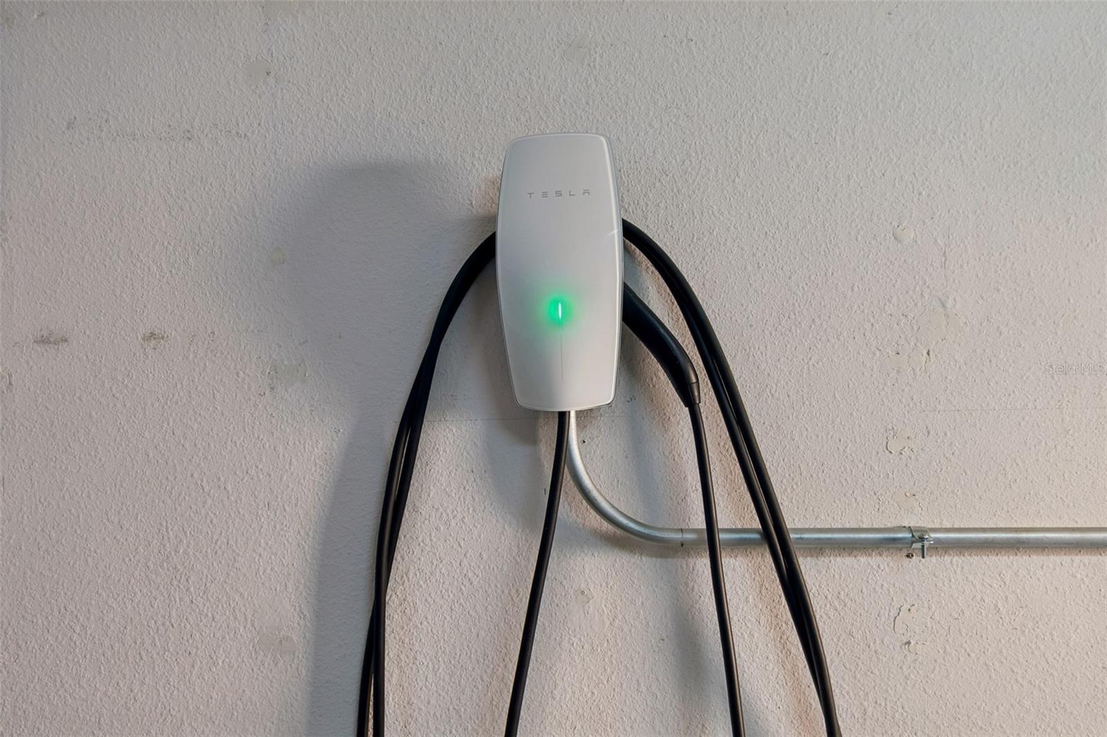 PINNACLE AT COBBS LANDING - Residential