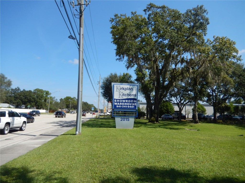 Photo of 2015 Cattlemen Road, Sarasota, FL 34232 (MLS # TB8550534)