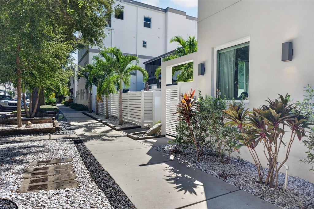 Photo of 536 4th Avenue S #2, St Petersburg, FL 33701 (MLS # TB8552999)
