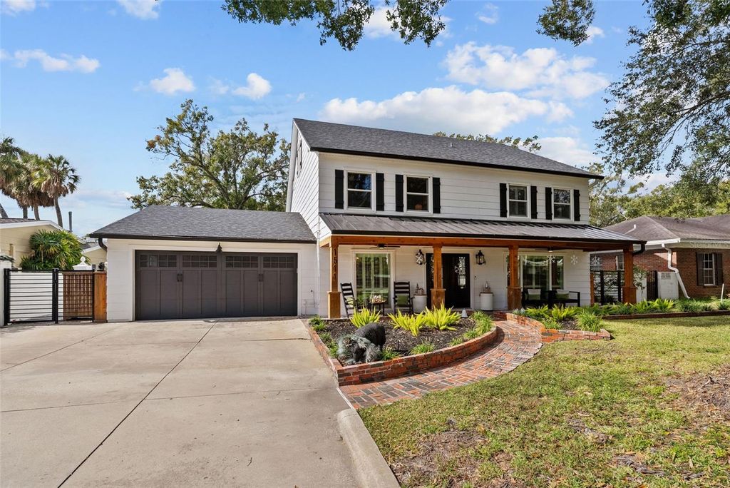 Photo of 1511 S Sheridan Forest Drive, Tampa, FL 33629 (MLS # TB8513159)