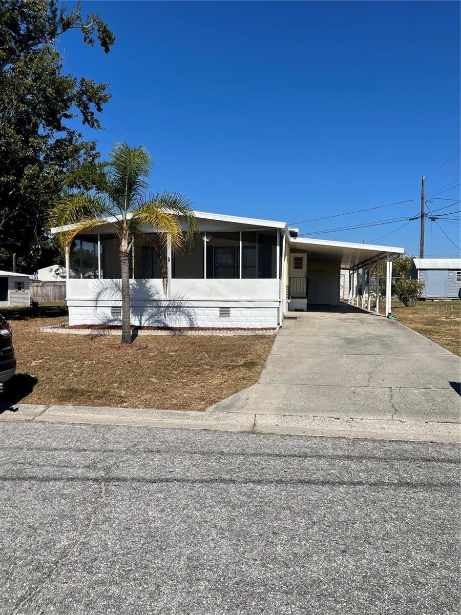 CAROLTON MANOR - Residential