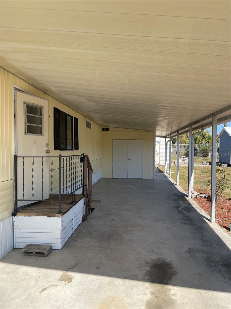 CAROLTON MANOR - Residential