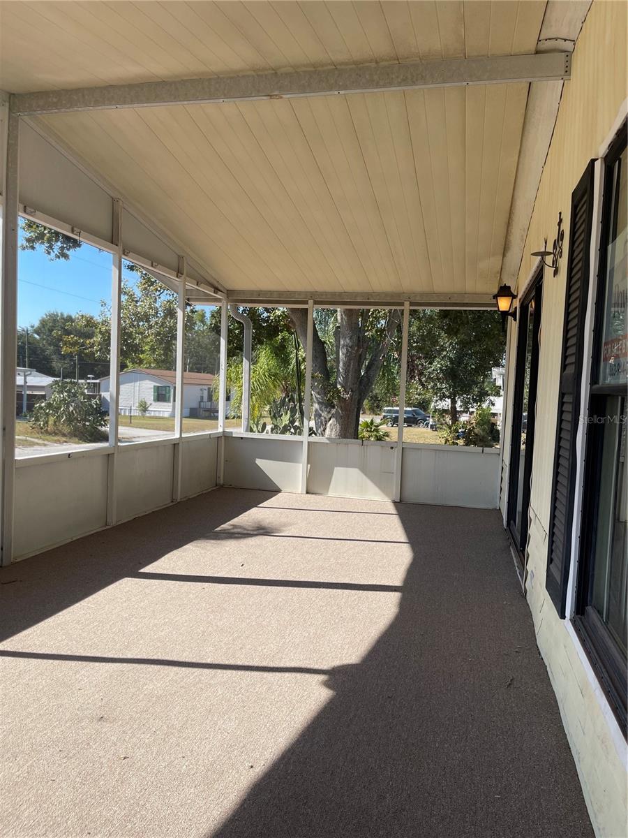 CAROLTON MANOR - Residential