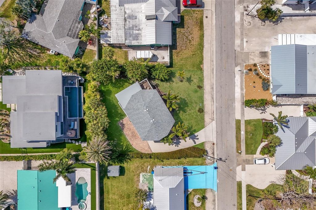 Photo of 221 85th Street, Holmes Beach, FL 34217 (MLS # A4693773)