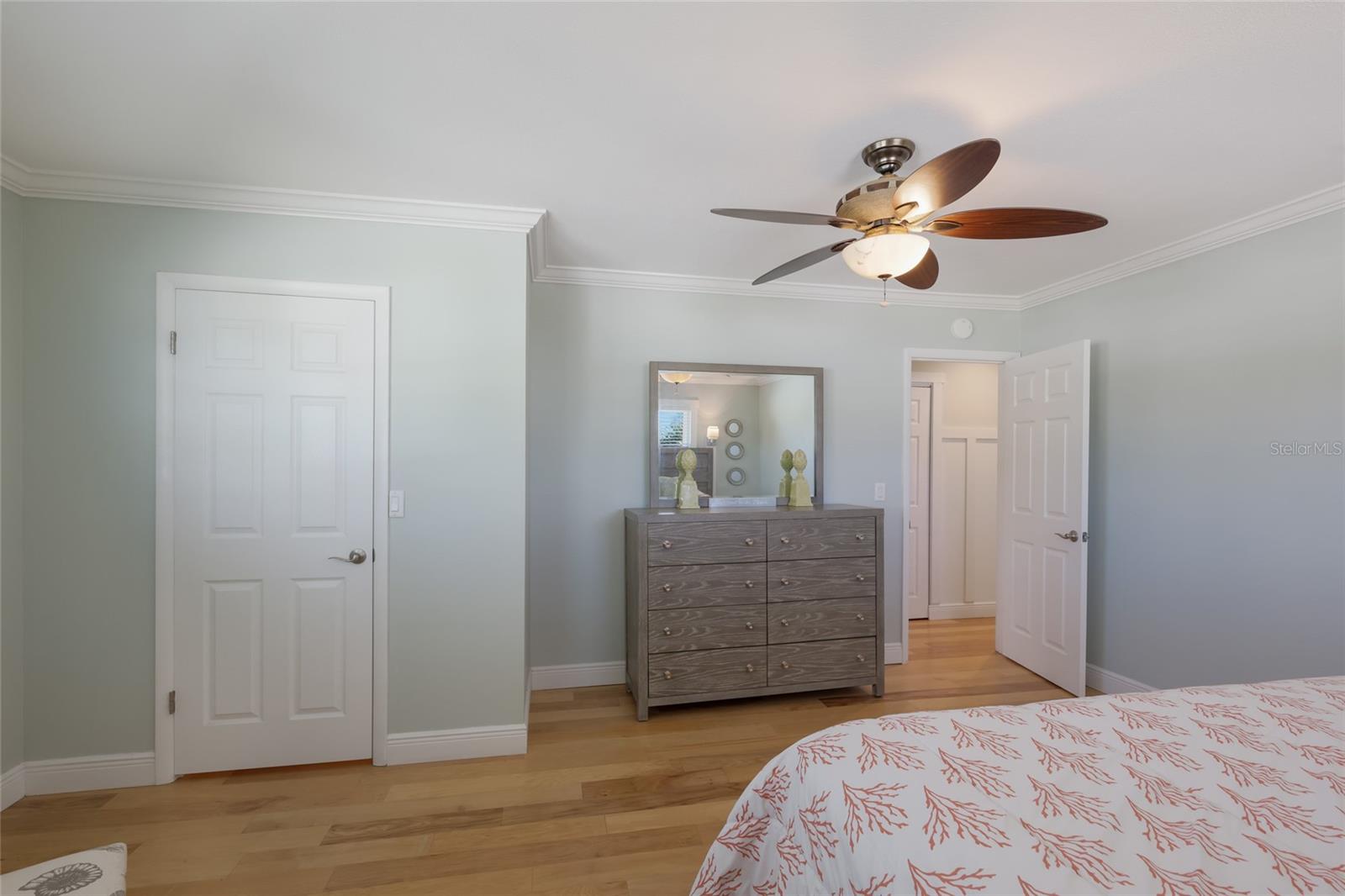 HOLMES BEACH 33RD UNIT - Residential