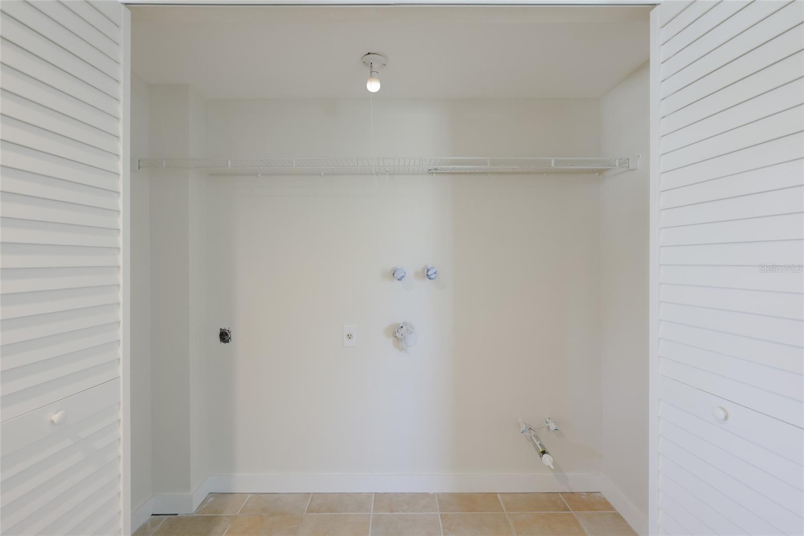 HOLMES BEACH 33RD UNIT - Residential