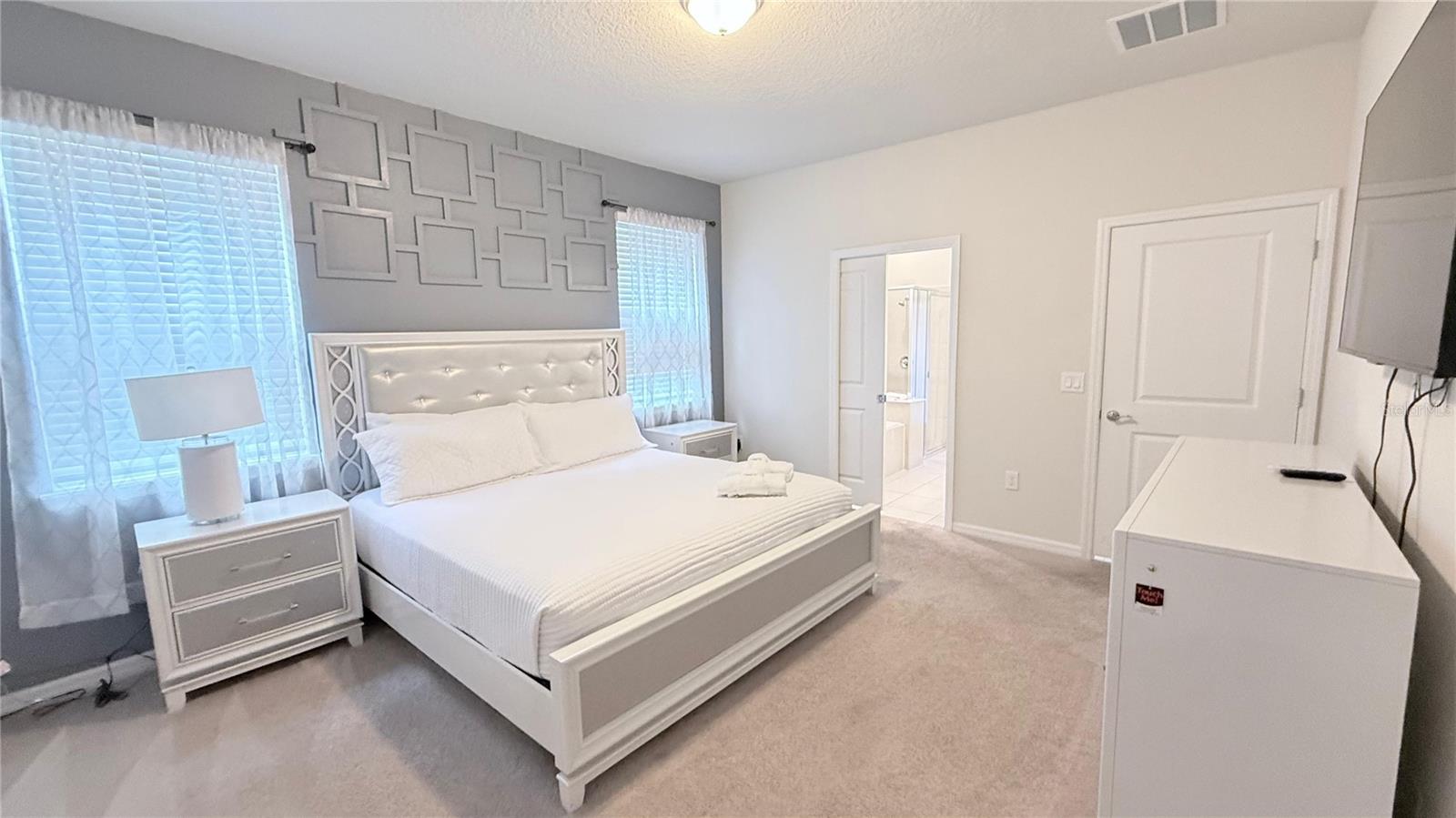 WINDSOR ISLAND RESORT PHASE 2B PB 190 PG 47-51 - Residential