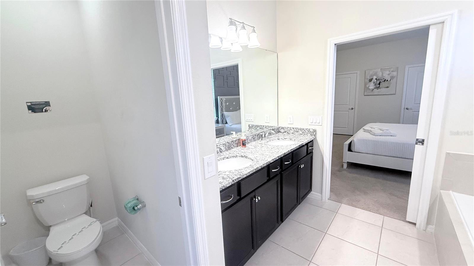 WINDSOR ISLAND RESORT PHASE 2B PB 190 PG 47-51 - Residential