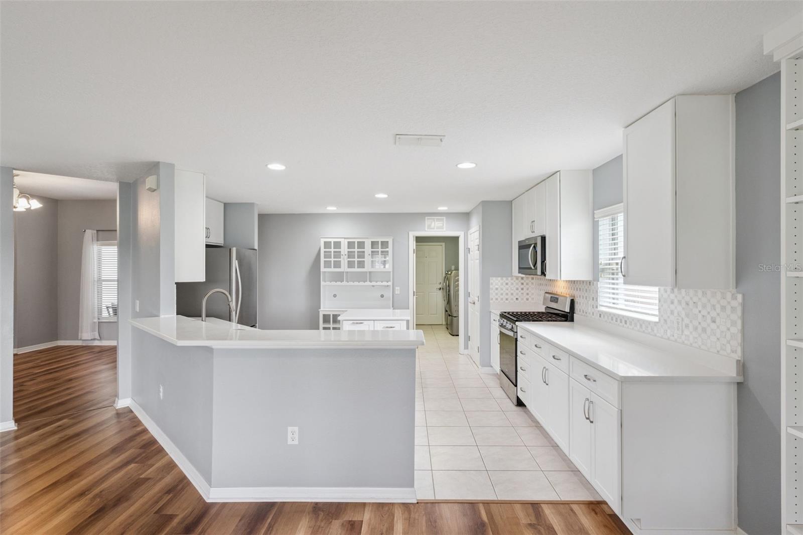 ARLINGTON RIDGE PH 1-B - Residential