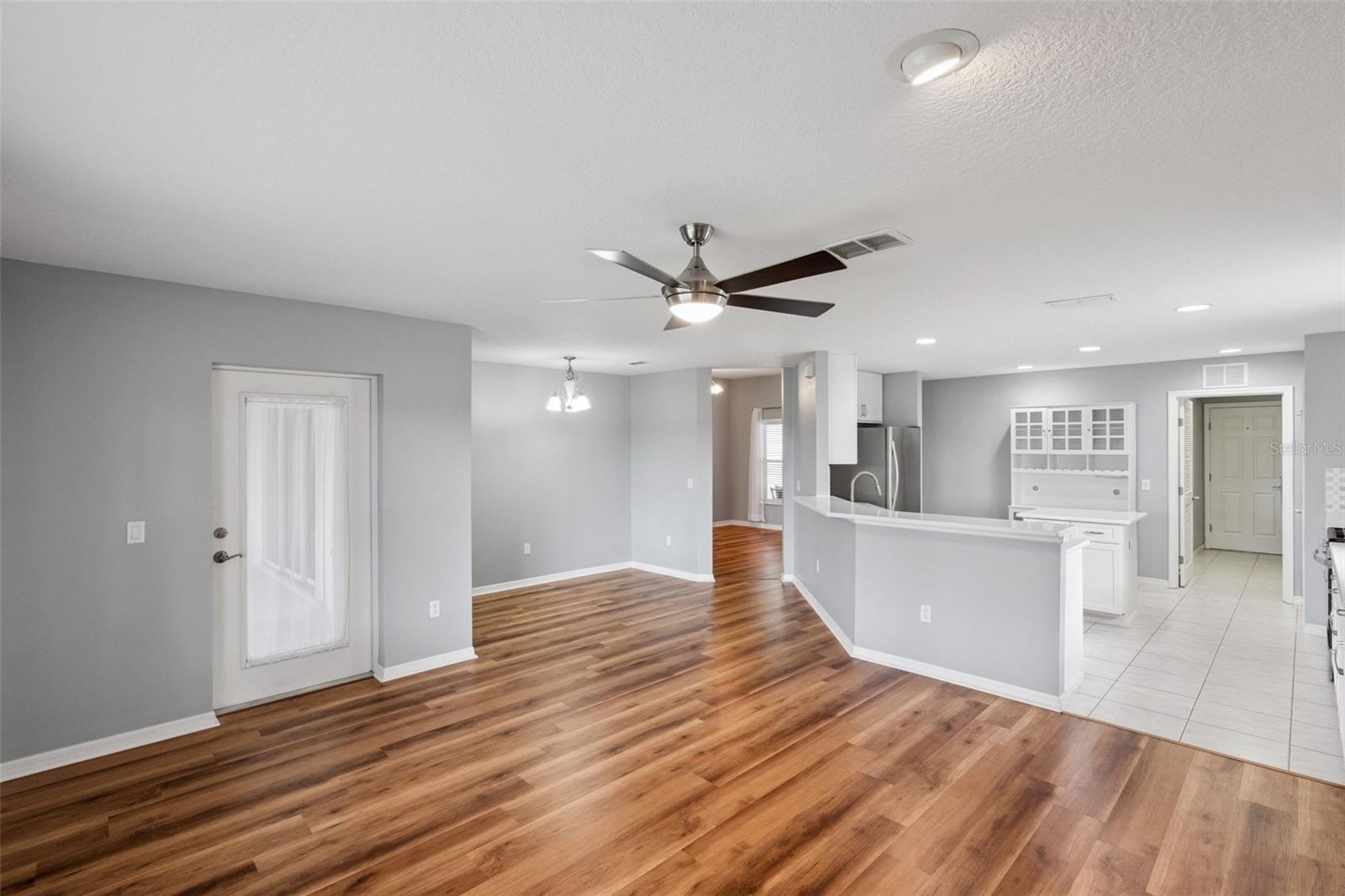 ARLINGTON RIDGE PH 1-B - Residential