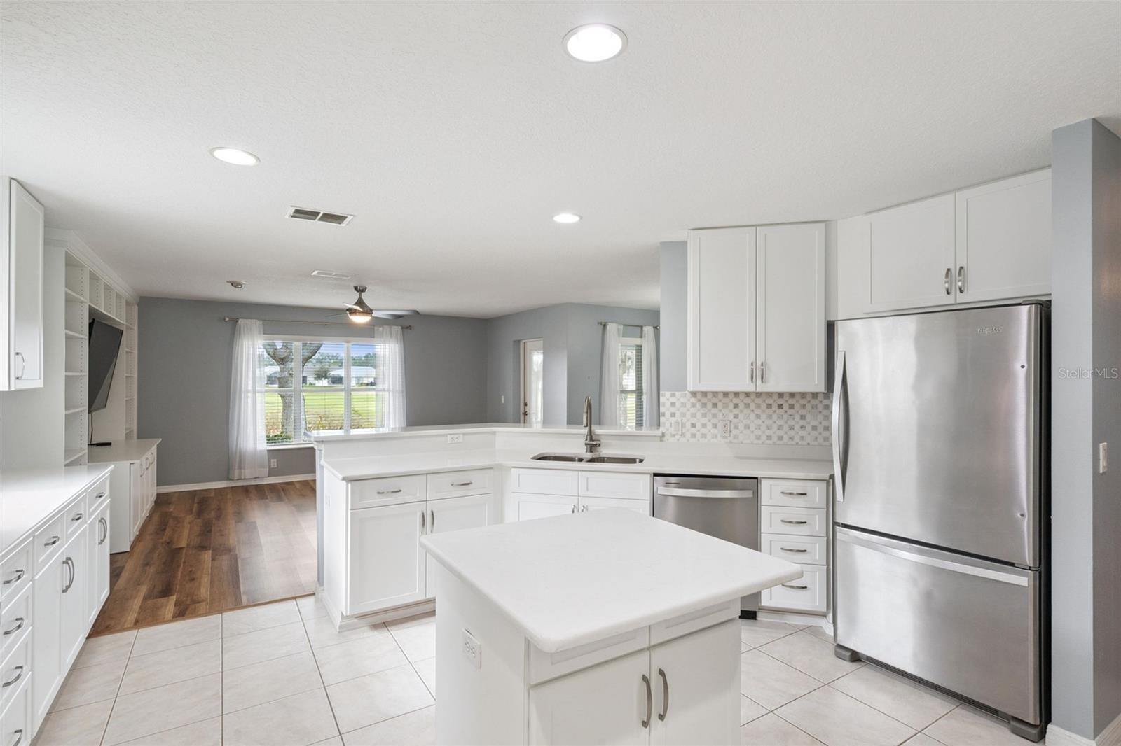 ARLINGTON RIDGE PH 1-B - Residential