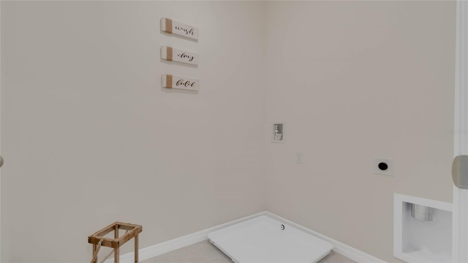 FOREST LAKE - Residential