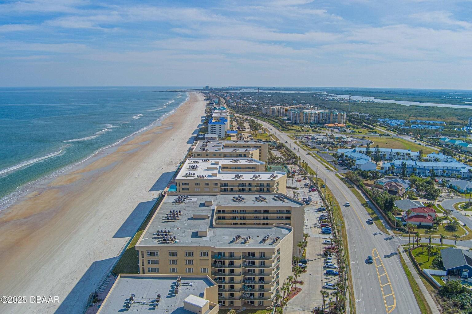 TOWERS AT PONCE INLET TOWER 01 CONDO - Residential