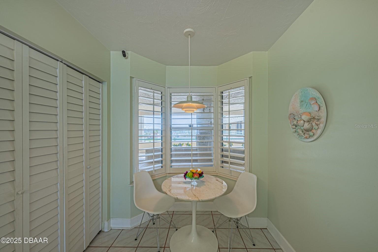 TOWERS AT PONCE INLET TOWER 01 CONDO - Residential