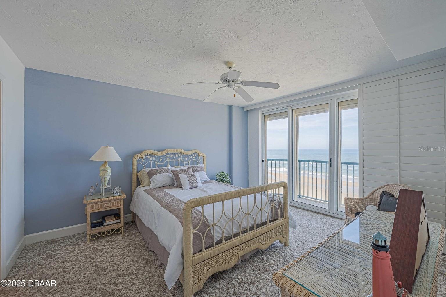 TOWERS AT PONCE INLET TOWER 01 CONDO - Residential