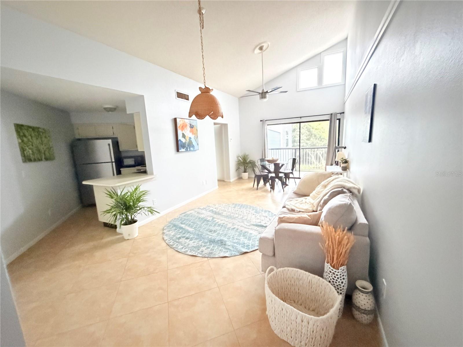 SOUTHPOINTE CONDO - Residential