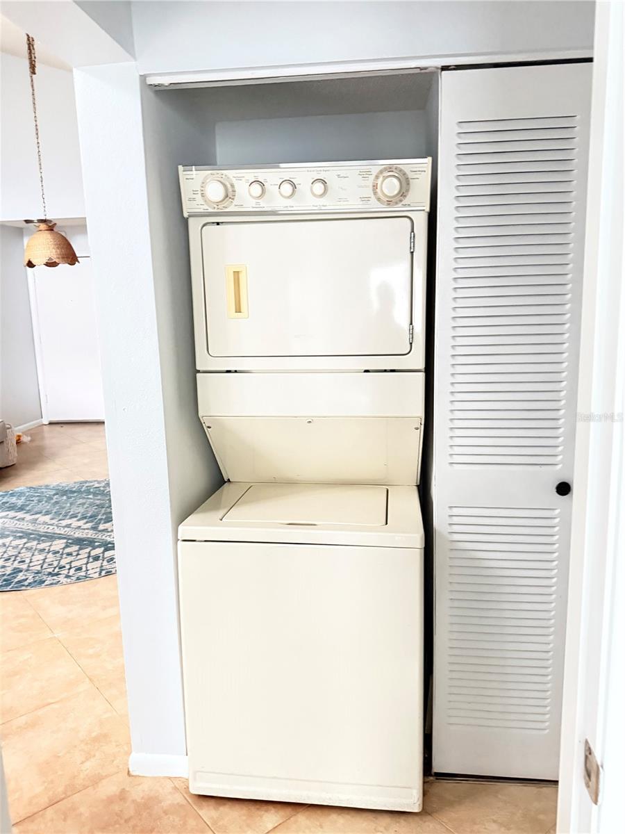 SOUTHPOINTE CONDO - Residential