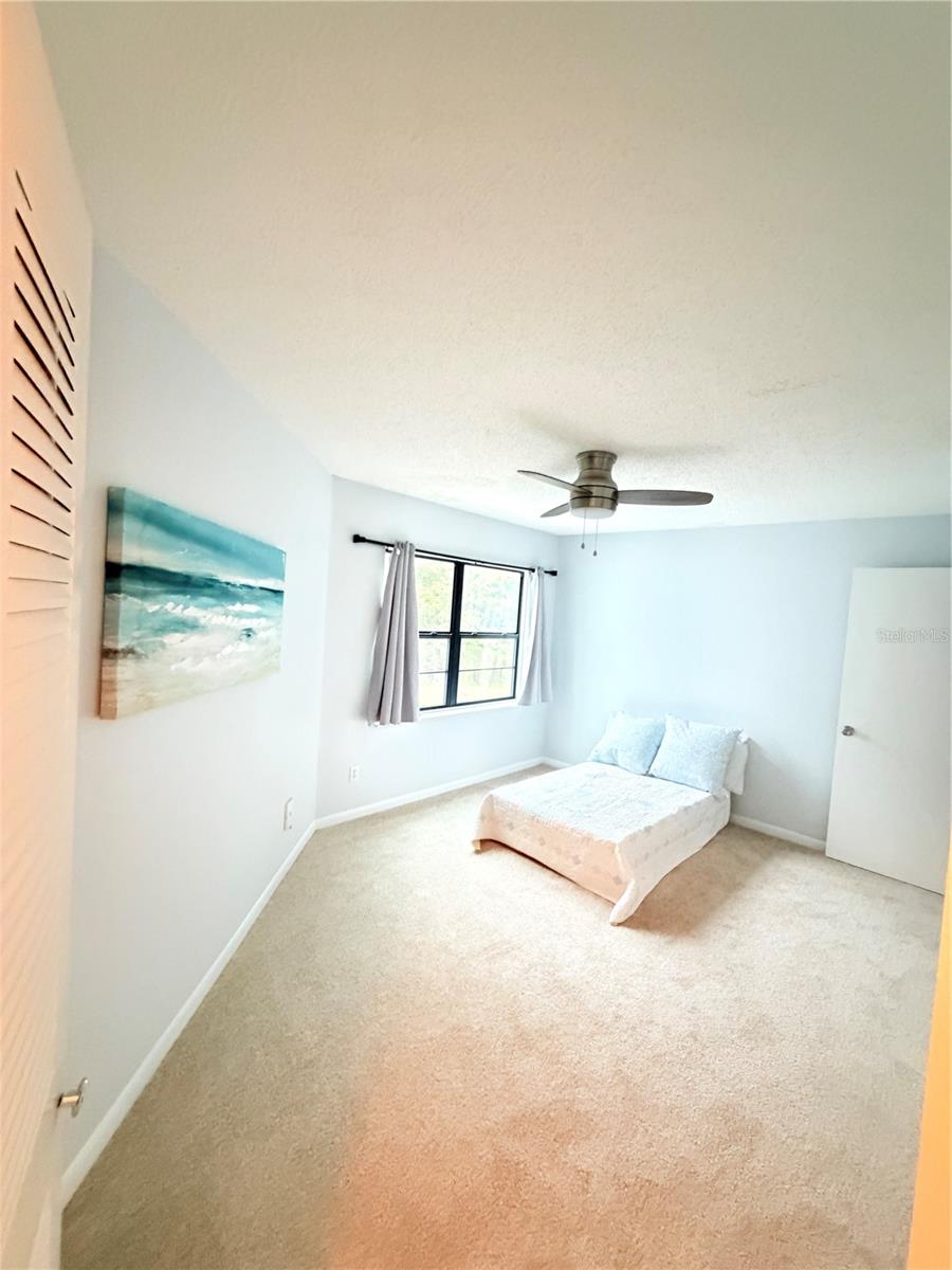 SOUTHPOINTE CONDO - Residential